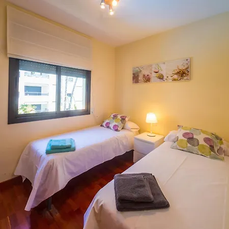 Casa Mistral 펜션 플라티야 다로